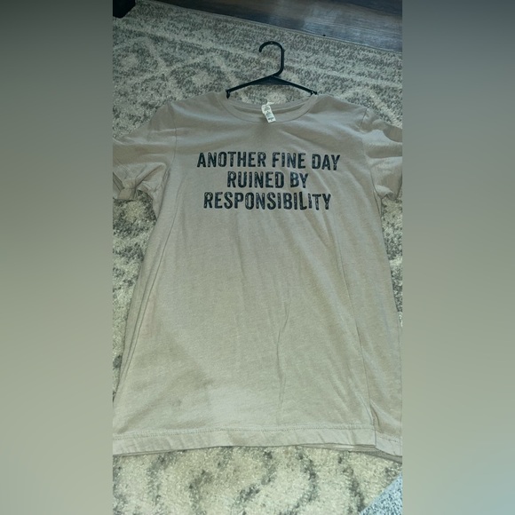 Medium tees - Picture 2 of 7